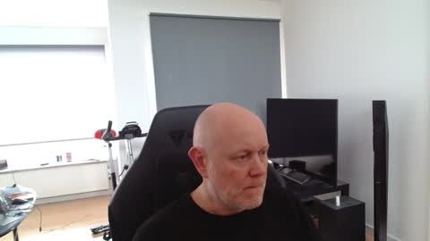 thomas315627 online show from May 17, 2026, 3:08 pm