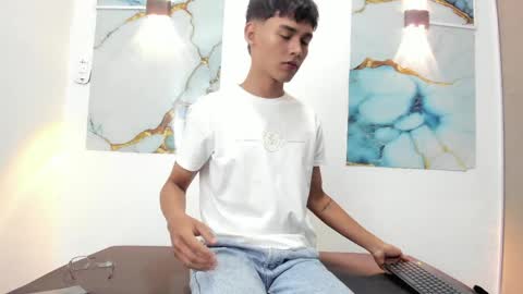 THOMAS online show from March 31, 2026, 12:05 pm