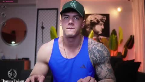 Thomas Falcon online show from February 26, 2025, 1:53 am