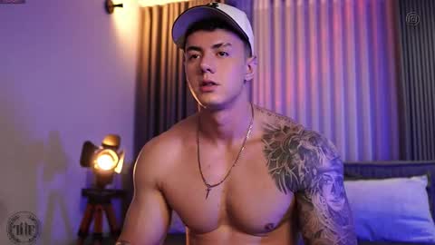 Thomas Falcon online show from September 14, 2025, 4:11 am