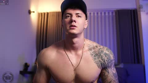 Thomas Falcon online show from October 8, 2025, 2:09 am