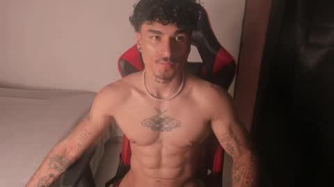 Snapshot of thomas_fit1 chatting on May 15, 2026, 4:41 am Thomas 3 JUST STAY AND BE MY LAST LOVE online show from May 15, 2026, 4:41 am
