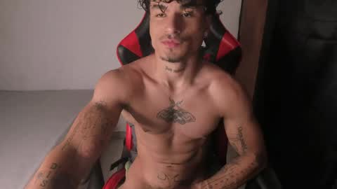 Snapshot of thomas_fit1 chatting on May 24, 2026, 4:06 am Thomas 3 JUST STAY AND BE MY LAST LOVE online show from May 24, 2026, 4:06 am