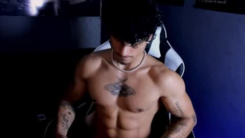 Snapshot of thomas_fit1 chatting on June 8, 2026, 12:14 am Thomas 3 JUST STAY AND BE MY LAST LOVE online show from June 8, 2026, 12:14 am