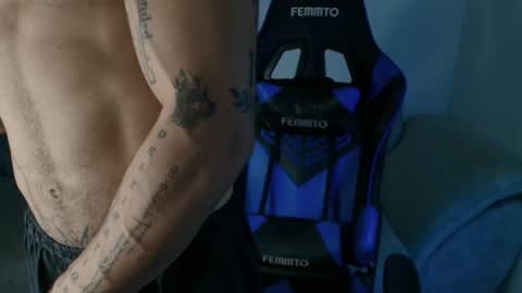 Snapshot of thomas_fit1 chatting on July 4, 2026, 1:23 am Thomas 3 JUST STAY AND BE MY LAST LOVE online show from July 4, 2026, 1:23 am