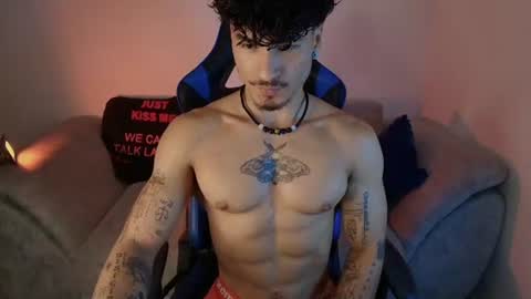 Snapshot of thomas_fit1 chatting on July 22, 2026, 1:14 pm Thomas 3 JUST STAY AND BE MY LAST LOVE online show from July 22, 2026, 1:14 pm