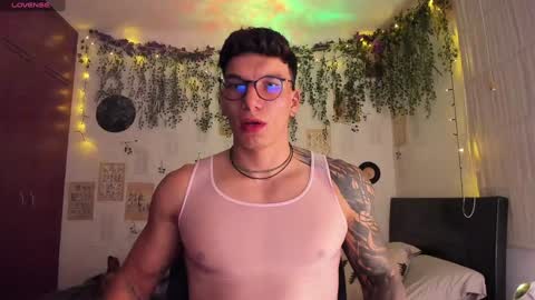 Thomas Grey online show from January 24, 2025, 4:48 am