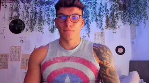 Thomas Grey online show from February 10, 2025, 11:45 pm