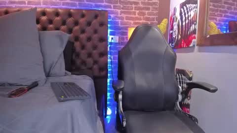 ---Thomas--- online show from February 22, 2025, 8:07 am