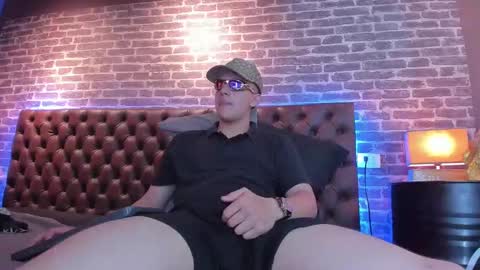 ---Thomas--- online show from February 23, 2025, 7:33 am