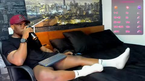 thomas Santtos online show from January 14, 2025, 9:41 pm