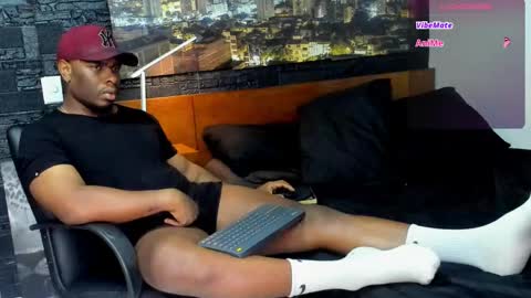 thomas Santtos online show from February 4, 2025, 1:16 pm