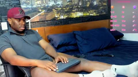 thomas Santtos online show from February 16, 2025, 8:55 pm