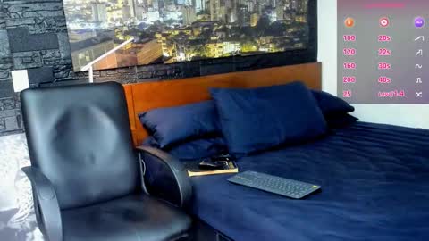 thomas Santtos online show from February 23, 2025, 1:10 pm
