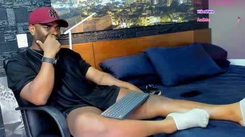 thomas Santtos online show from March 2, 2025, 9:22 pm