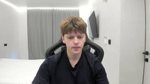 Tomas online show from April 17, 2026, 2:20 pm