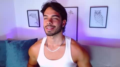 thomas_spellman online show from December 14, 2025, 9:52 pm