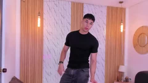 Thomas online show from October 14, 2025, 12:17 pm