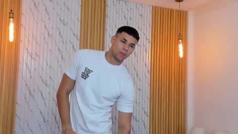 Thomas online show from November 18, 2025, 11:25 am