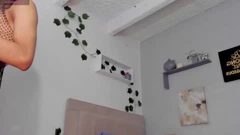 Snapshot of thomas_wild chatting on April 6, 2026, 4:46 am Thomas online show from April 6, 2026, 4:46 am