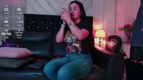 thomasandsamantha online show from March 5, 2026, 12:56 pm