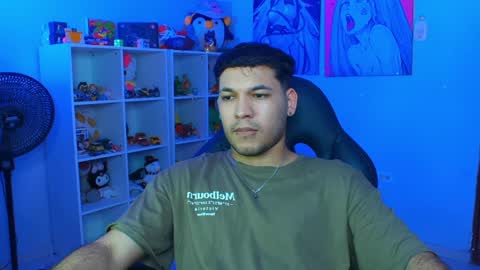 Snapshot of thomascollins__ chatting on January 5, 2025, 7:07 am Thomas online show from January 5, 2025, 7:07 am