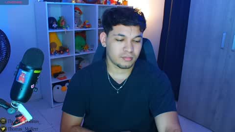 Snapshot of thomascollins__ chatting on January 19, 2025, 8:07 am Thomas online show from January 19, 2025, 8:07 am