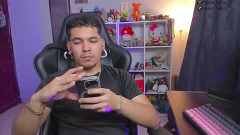 Snapshot of thomascollins__ chatting on March 9, 2026, 7:23 am Thomas online show from March 9, 2026, 7:23 am