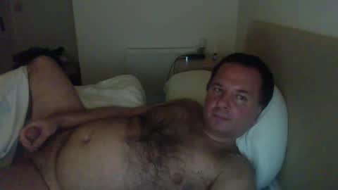 Snapshot of thomaspol chatting on May 27, 2026, 10:07 pm Tom online show from May 27, 2026, 10:07 pm