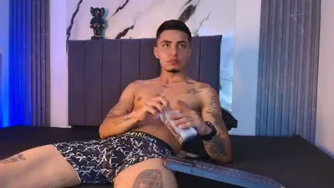 thomass_conor online show from April 21, 2026, 12:45 am