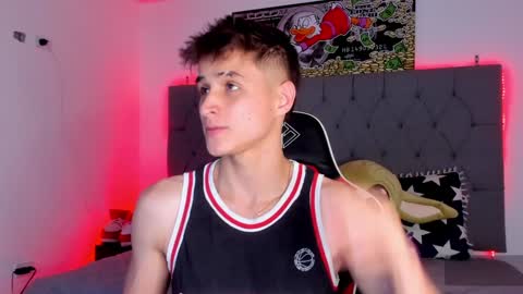 Thom Klein online show from January 7, 2025, 7:06 pm