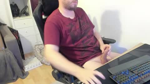 thommy2008 online show from October 12, 2025, 6:51 pm