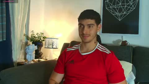 Snapshot of thomylov chatting on April 30, 2026, 3:24 am thomylov online show from April 30, 2026, 3:24 am