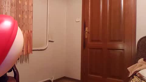 Thongsandstocking online show from November 2, 2025, 12:13 am