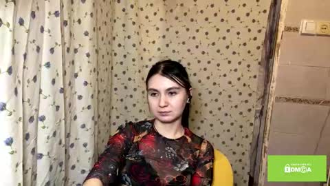 Lola  3 a gift for every fan club member online show from February 3, 2026, 2:53 am