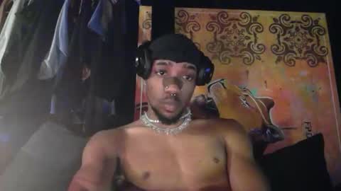 threefreaknyc online show from December 31, 2024, 7:20 am