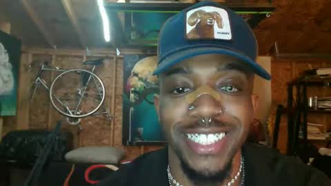 threefreaknyc online show from February 17, 2026, 3:58 am