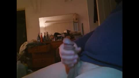 throbbing1 online show from November 23, 2025, 10:15 am