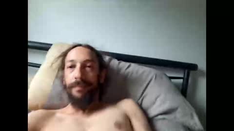 throbster513 online show from April 24, 2026, 5:43 am