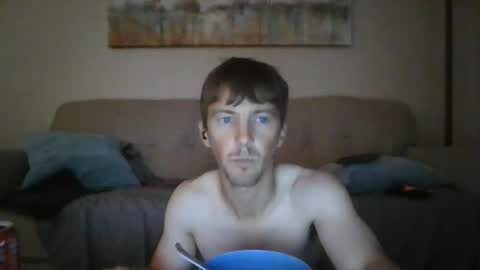 Snapshot of throw11 chatting on September 21, 2025, 5:25 pm Throw11 online show from September 21, 2025, 5:25 pm