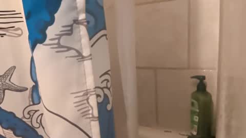 thunder8u42 online show from March 16, 2026, 7:01 am