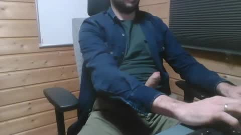 toobigcockforonegirl online show from March 3, 2025, 12:59 am