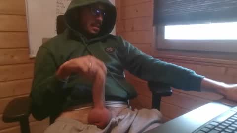 toobigcockforonegirl online show from October 6, 2025, 8:12 am