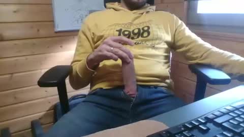 toobigcockforonegirl online show from January 12, 2026, 12:32 pm