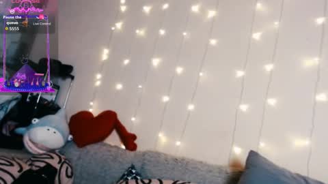 Snapshot of tia_meow chatting on March 2, 2026, 4:03 pm tiameow online show from March 2, 2026, 4:03 pm