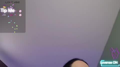 Tia Bella online show from November 2, 2025, 3:25 pm