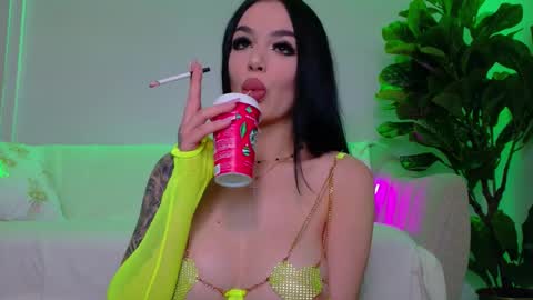 tiabelle online show from November 29, 2025, 8:45 pm