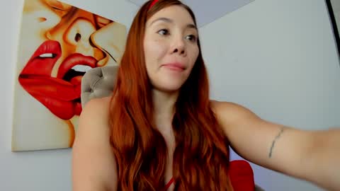 Snapshot of tiago_hannah chatting on April 1, 2026, 1:41 pm carolina online show from April 1, 2026, 1:41 pm