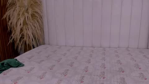 Tiana online show from September 23, 2025, 12:08 pm