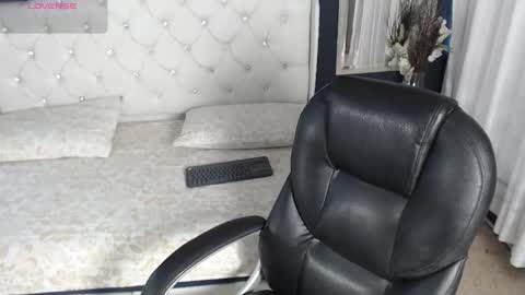 LIA online show from September 25, 2025, 11:14 am